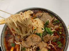 -胥佳烧鸡公牛肉面馆
