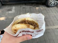 牛肉烧饼（多肉）-穆得·老周家牛肉烧饼(普利街店)