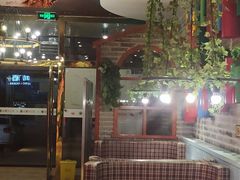 -寂寞的豆芽 烧烤酒场(丽景店)