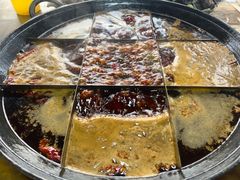-正南齊北重庆老火锅(光华村直营店)