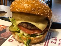 -The Habit Burger Grill 哈比特汉堡(复兴soho店)