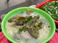 -富记鱼蛋粉(西村店)