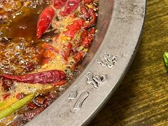 -黄潇洒老火锅(九眼桥宏济巷店)