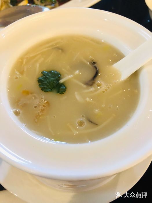 名佳荟鱼茸海鲜羹图片