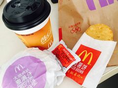 -麦当劳(友谊路得来速店)