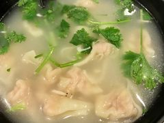 上海小馄饨-小杨生煎(火车站北广场店)