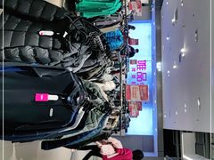 -唯品会(北京国瑞城店)