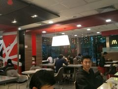 -麦当劳(伟城广场店)