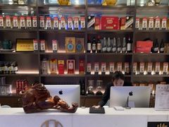 -鼎泰亨·海鲜牛肉餐厅(滨江店)