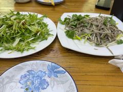 -溢心园香河肉饼总店