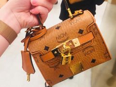 -MCM(比斯特上海购物村店)