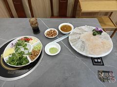 -官塘陈记鱼生·潮汕砂锅粥·牛肉火锅(潮枫路总店)