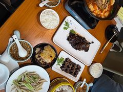 -莲餐厅·湖北菜·潜江小龙虾店(愚园路店)