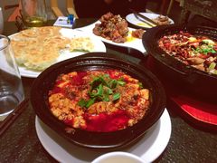 -万重锦·人文川菜馆(骡马市店)