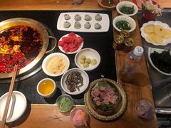 -潮火锅·麻辣牛肉火锅(观音桥方圆·LIVE店)