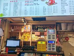 -老天桥酱肉烧饼夹肘子(天桥店)
