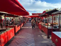 -乌恰市场(彩虹商场店)