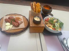 -FOOOO CITY CLUB 孚乐里音乐西餐酒吧(来福士店)