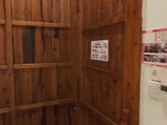 -挂旗柴锅鸡(蚌山区嘉年华店)