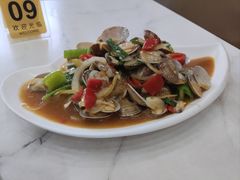 -覃记海鲜美食餐厅