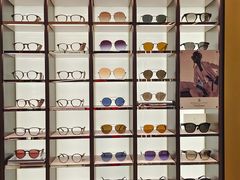 -LensCrafters亮视点(东方新天地店)