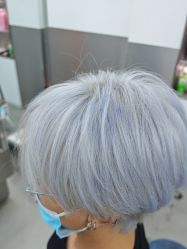 -首脑美发沙龙