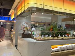-享遇.锅姥姥牛排海鲜自助(小寨店)