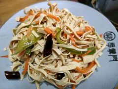 -季掌门牛骨火锅(于洪广场店)
