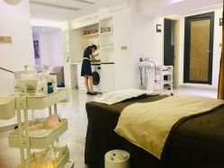 点击看大图 -悦奢科技美肤·牛奶光·BTL·体验中心