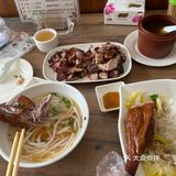 -一整个烧鹅腿，看了都流口水🤤-