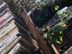 -一米阳光咖啡店(百通尚风尚水店)