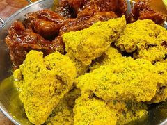 芝士粉炸鸡-BHC炸鸡(明洞总店)