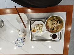 -老西白点心店