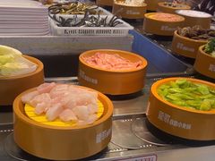 -龍歌自助小火锅(市北CBD万达店)