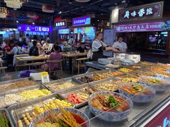 -八一好吃街·高品美食广场