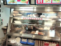 -华莱士·全鸡汉堡(财经学院店)