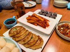 -百年石锅饭(阿里郎美食街店)