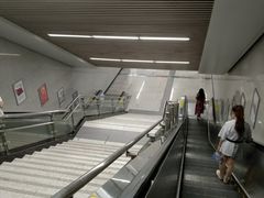 -马鹦路(地铁站)
