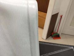 -爱革·洗衣改衣·洗鞋修鞋·洗包修包·奢侈品护理(宝地广场店)