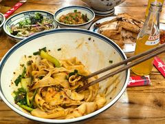 -忒关中·名小吃裤带面(钟楼店)
