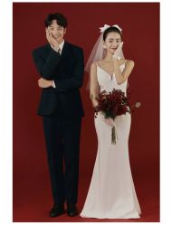 -易摄影婚纱摄影工作室