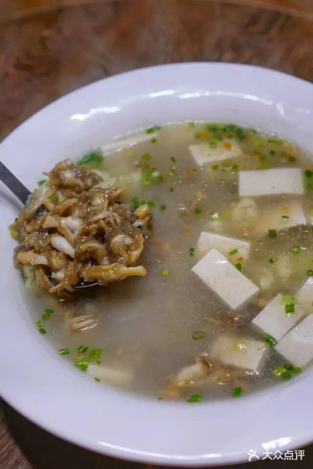 小莆天滑蛏汤图片