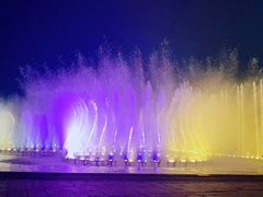 -东港音乐喷泉广场