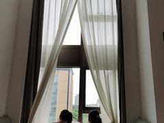 -上海虹桥中心爱琴海亚朵S酒店