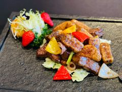 鹅肝牛柳粒-RIVIERA 松鹤楼(外滩店)