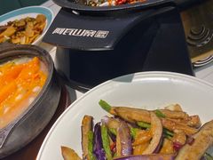 -阿瓦山寨·湘菜现炒·剁椒鱼头王(咸阳总店)