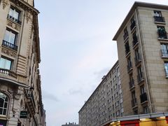 -乐蓬马歇百货公司(Rive Gauche)
