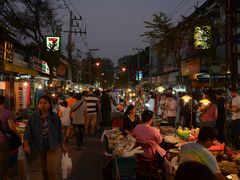 周日夜市-周日夜市
