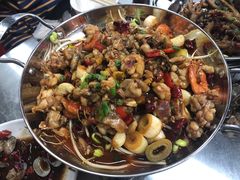 牛蛙爱上虾-小民大排档(马场角横路店)