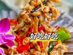 -四川小胡子海鲜(丁村万人海鲜广场店)